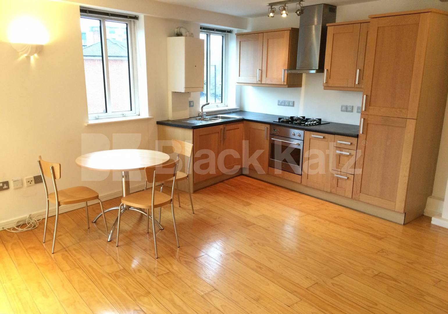 			LET, 1 Bedroom, 1 bath, 1 reception Apartment			 Shad Thames, London Bridge